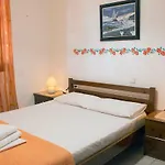 Prázdninový dům Giorgio Exclusive - Leptokarya 400m -3bd *
